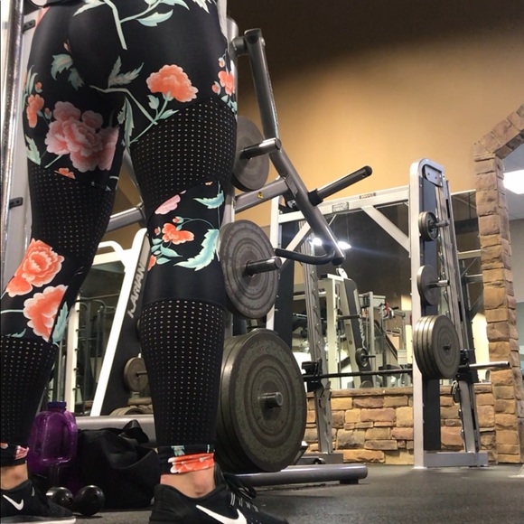 Running Bare Leggings - Picture 5 of 6